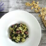 Bombette pugliesi ai fichi con cime di rapa su crema all’aglio