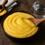 Polenta morbida o soda: come scegliere il rapporto acqua-farina senza incertezze