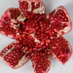 Melagrana: come scegliere un frutto maturo e prelevare i chicchi