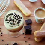 Tiramisù in bicchiere: come comporre gli strati senza inzuppare troppo i biscotti