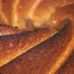 Ciambellone marmorizzato: come distribuire i due impasti nello stampo
