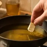 Tofu in padella: come ottenere una crosticina dorata senza farlo attaccare
