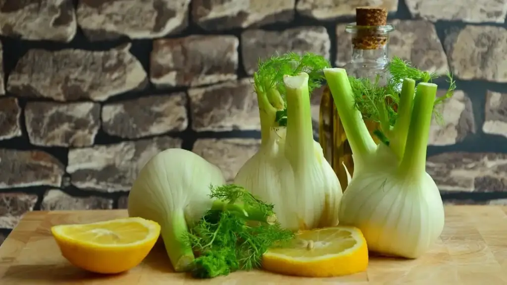 Insalata di finocchi, arance e olive: ricetta fresca e semplice