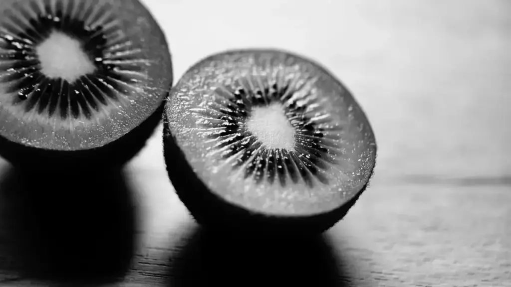 Kiwi troppo acerbi: come lasciarli maturare senza rovinarli